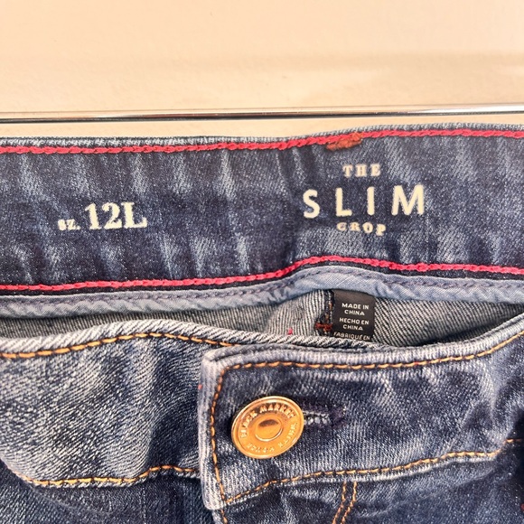 White House Black Market Slim Crop 12L blue jeans - Picture 5 of 5